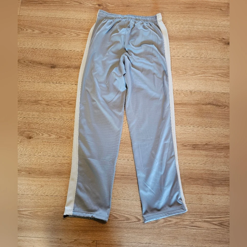 Nike light gray